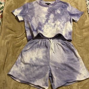 comfortable purple tie-dye crop top & short set